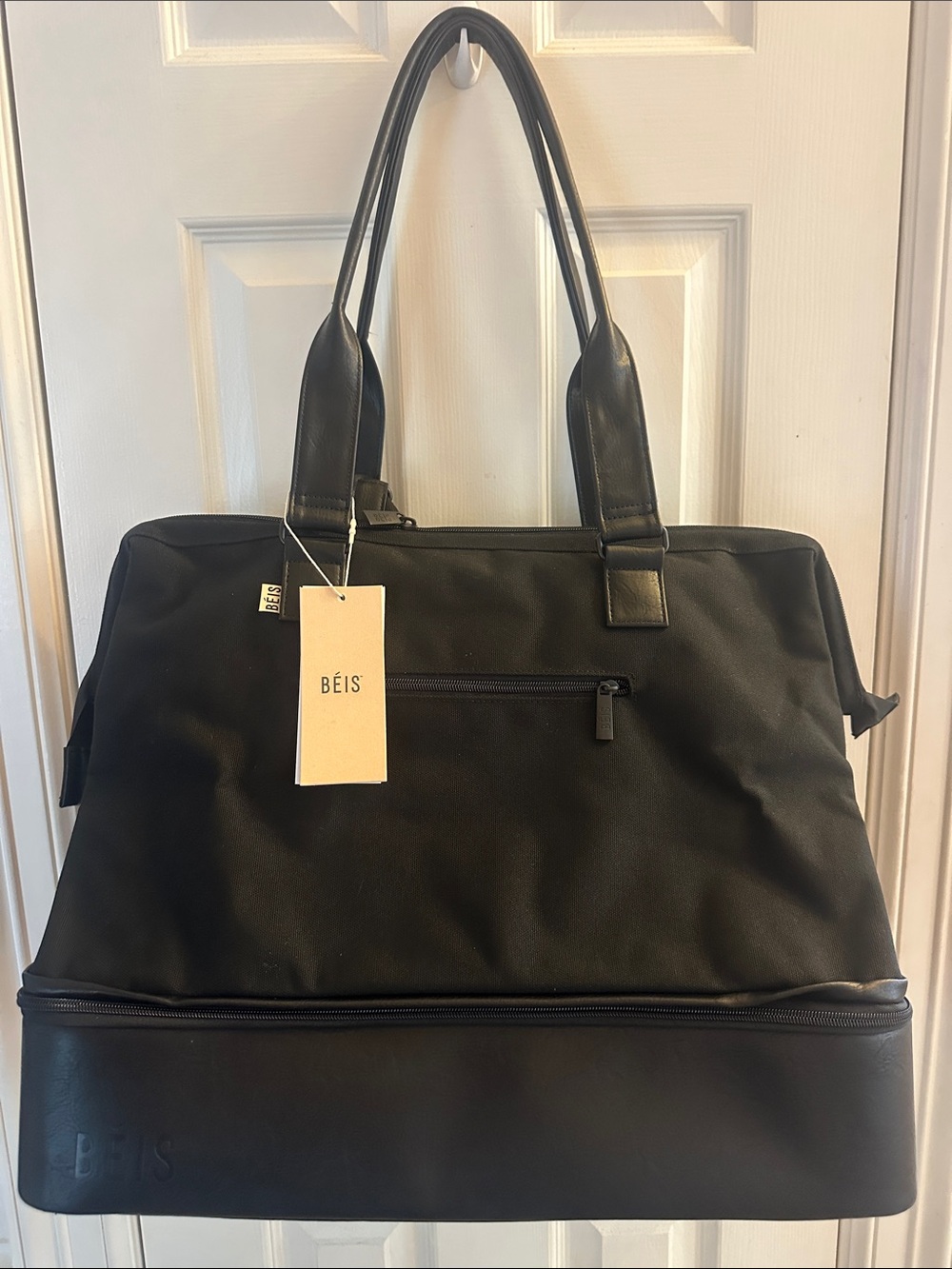 BÉIS The Convertible Weekender Black with Lower Shoe Compartment NWT